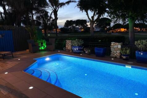 Pool By Night d