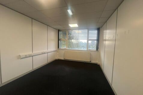 200 SqFt Empty