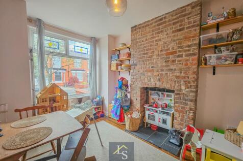 Front Lounge