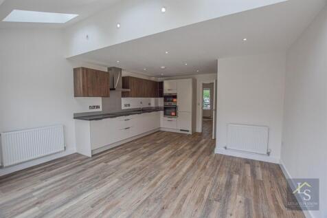 Living space and Kitchen