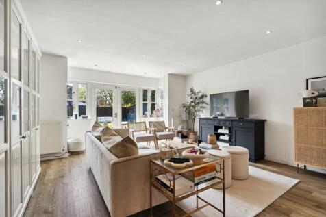 living room.jpeg