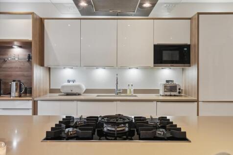 kitchen 2.jpeg