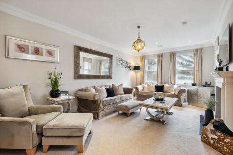 living room 2.jpeg