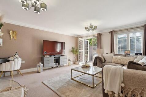 living room 1.jpeg