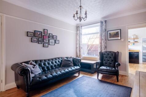 42 Redcar Road-10.jpg