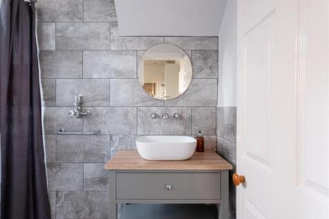 42 Redcar Road-17.jpg