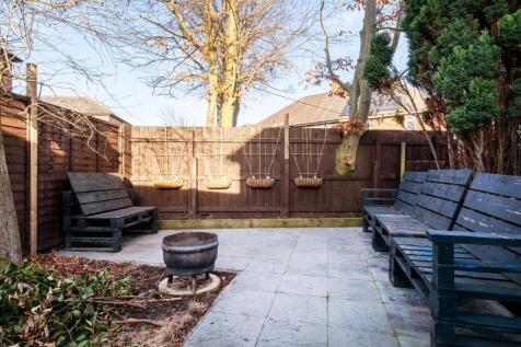 42 Redcar Road-19.jpg