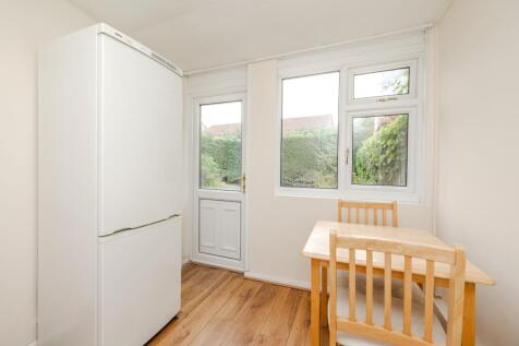 8SlingsbyGardens-HighHeaton-NE77RX-16