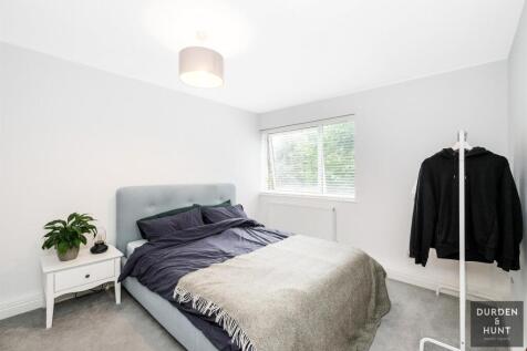 Deepdene Close-4.jpg