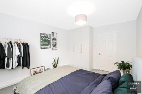 Deepdene Close-5.jpg