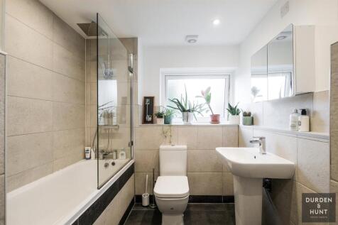Deepdene Close-1.jpg
