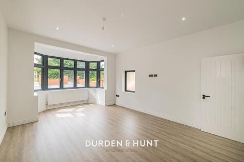 Hollybush-33.jpg