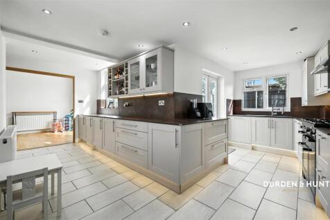 Roding Avenue
