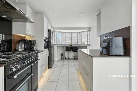 Roding Avenue