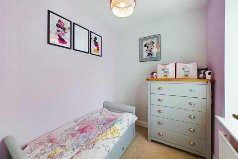 CAM03975G0-PR0006-STILL004-Photoroom.jpg