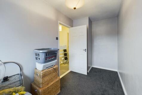 CAM03975G0-PR0041-STILL009.jpg