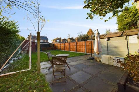 CAM03975G0-PR0055-STILL017.jpg