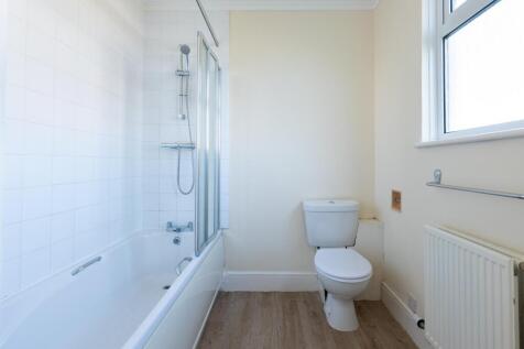 Upstairs Bathroom