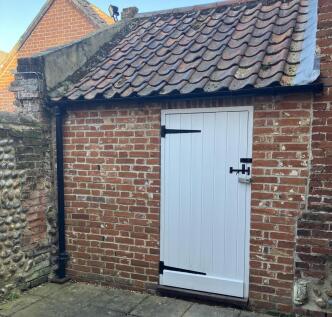 Outdoor storage
