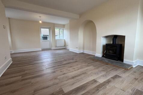 Living room / dining room