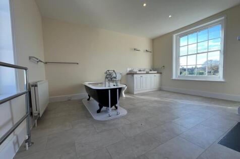 Master bedroom ensuite