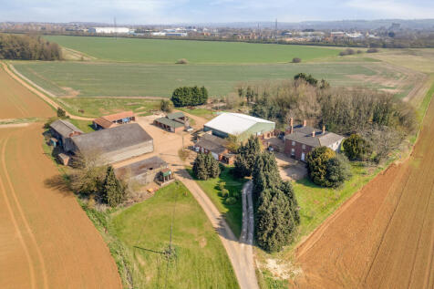 Harlaxton Farmhouse