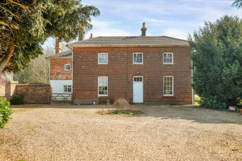 Harlaxton Farmhouse