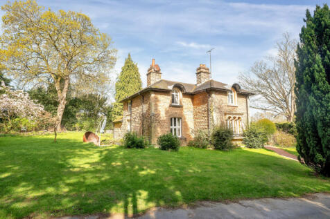 Lamb Close Lodge