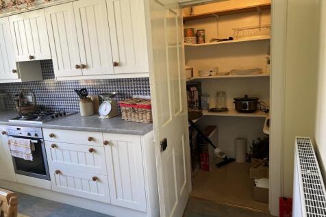 Kitchen Pantry