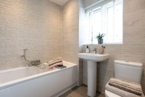 A Taylor Wimpey bathroom is easy to clean