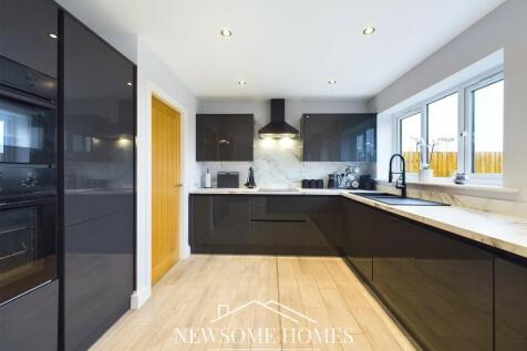 Kitchen/ Family Room