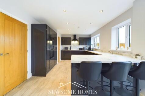 Kitchen/ Family Room