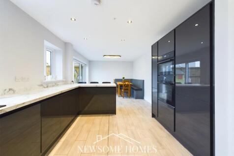 Kitchen/ Family Room