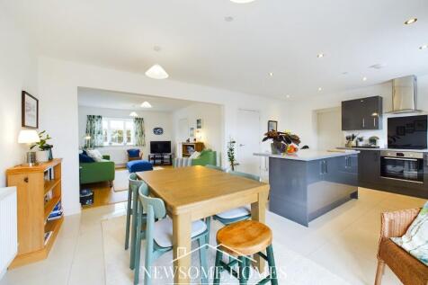 Kitchen/ Family Room