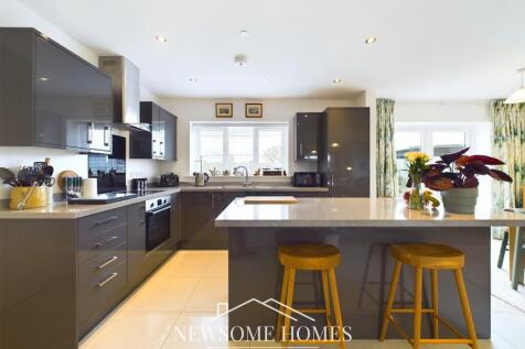 Kitchen/ Family Room