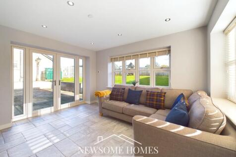 Family Room/ Kitchen