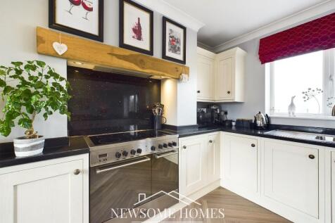 Kitchen/ Family Room
