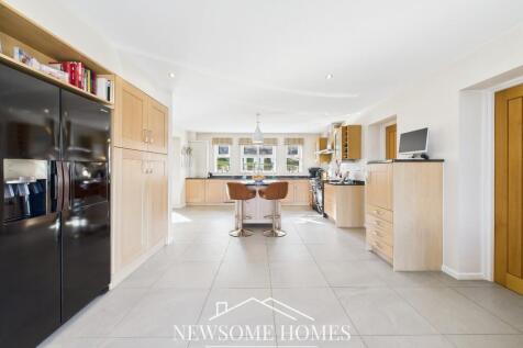 Kitchen/ Family Room