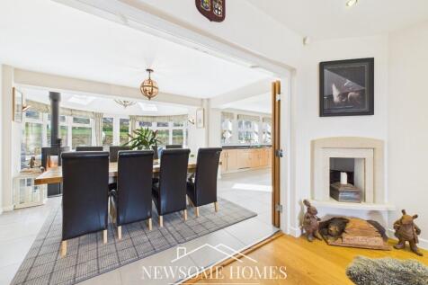 Kitchen/ Family Room