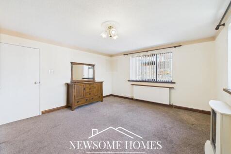 Lounge/ Dining Room