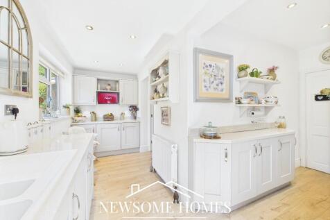 Kitchen/Breakfast RM