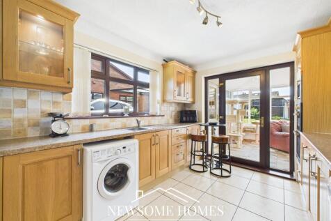 Kitchen/Breakfast RM