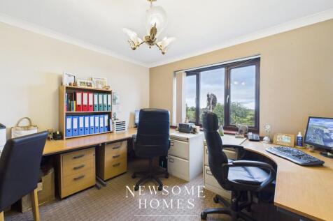 Office/ Sitting Room