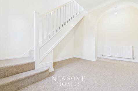 Entrance/Dining Hall