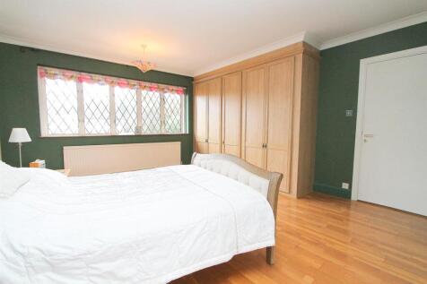 bed 1b.jpg