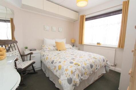 BED 2.jpg