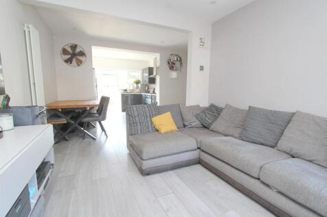 lounge a.jpg