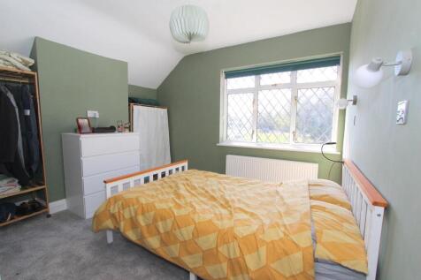 bed 1.jpg