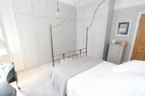 bed 1c.jpg