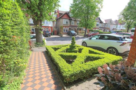 driveway.jpg